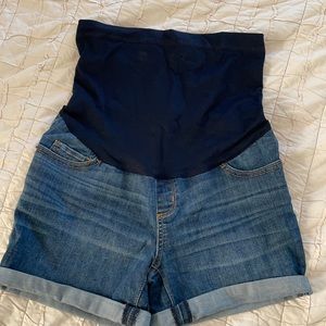 Liz Lange Maternity Jean Shorts